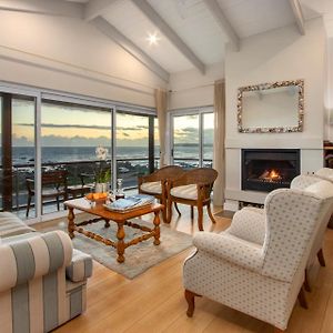 138 Marine Beachfront Guesthouse